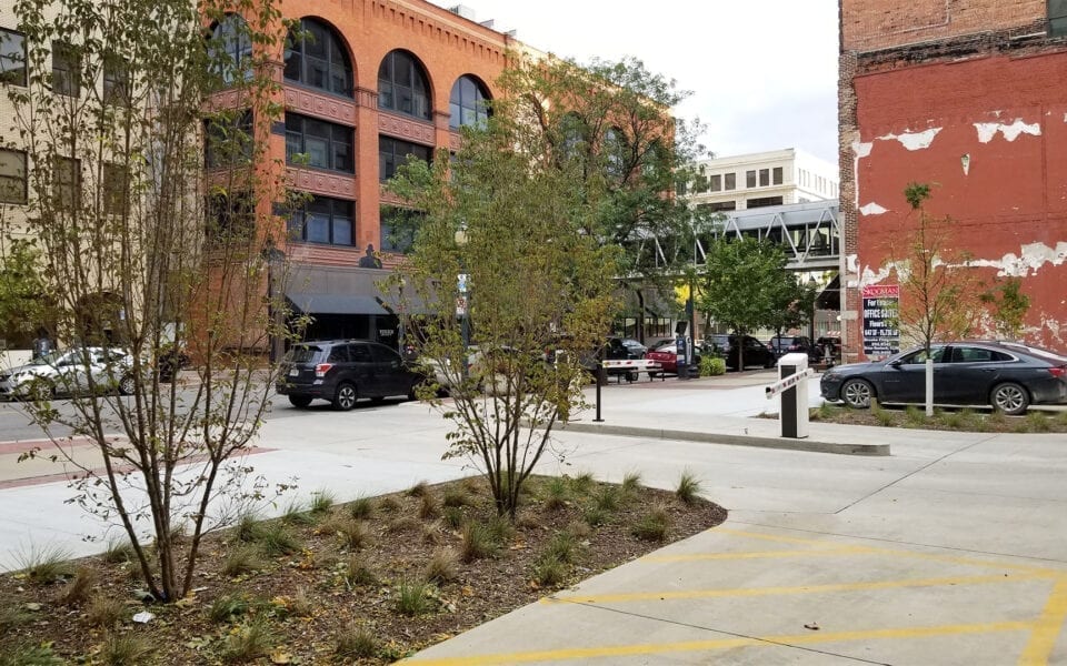 UFG Pocket Park Cedar Rapids, Iowa GreenBlue Urban